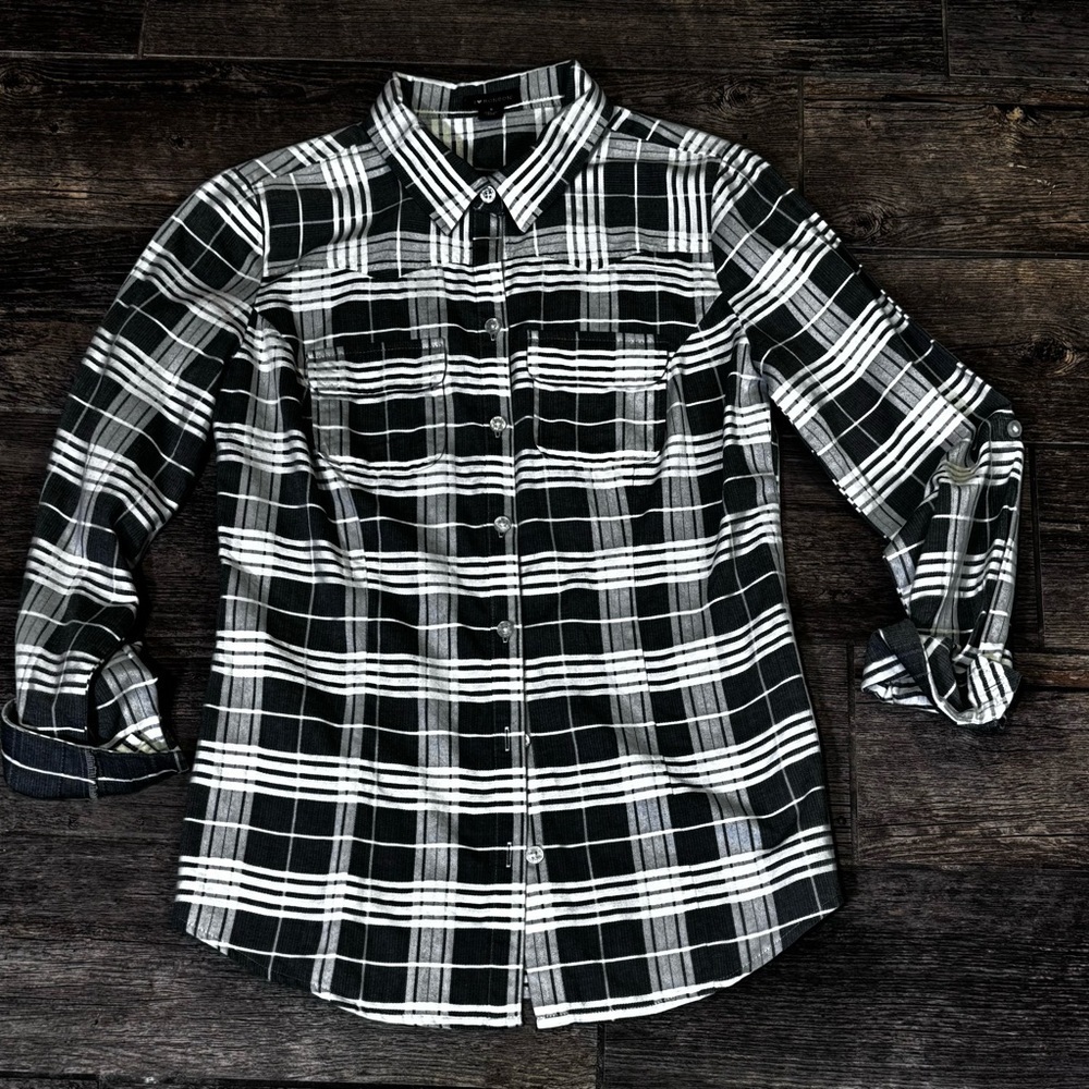NEW Top​​​ - Picture 2 of 6